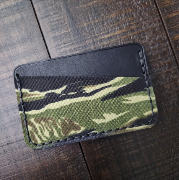 FTX three pocket cardholder